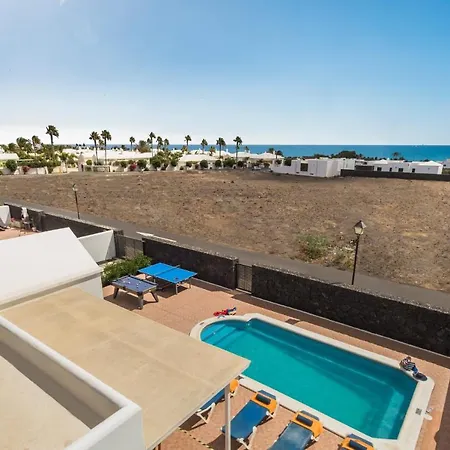 Vesubio By Puerto del Carmen